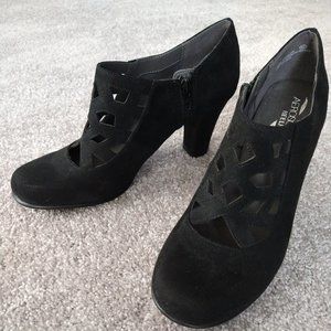 Aerosoles Heelrest Suede Booties